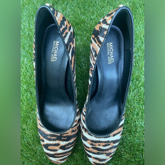 Michael Kors | Susan Flex Pump in Multi Died Cow Leather | Size 8 | Never Worn - Picture 7 of 11